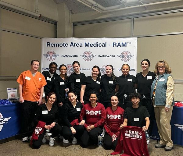 Dr. Tena Phillips (far right) and Mark Matney (far left) stand with RAM volunteers from Chattanooga State Community College. Credit: Chattanooga State Community College