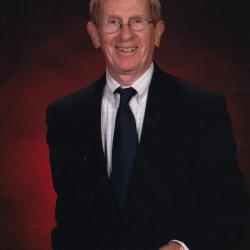 Head shot of Dr. Herb Hooper – longtime faculty member